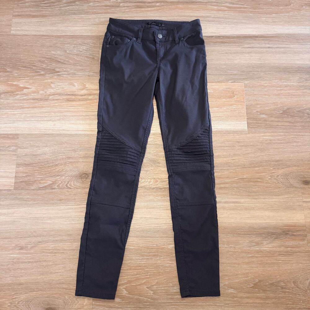 prAna | Moto Detail Skinny Pants Size 0 Black Ribbed Knee Stretch Legging